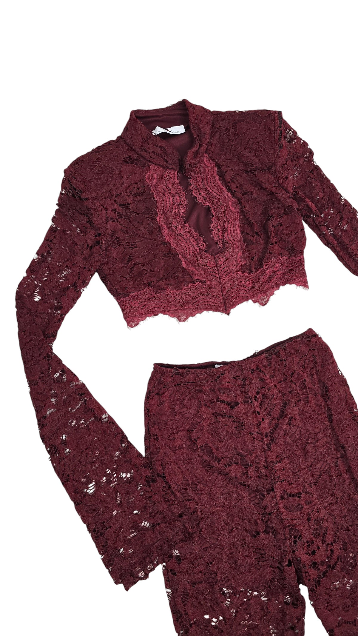 Completo in pizzo bordeaux