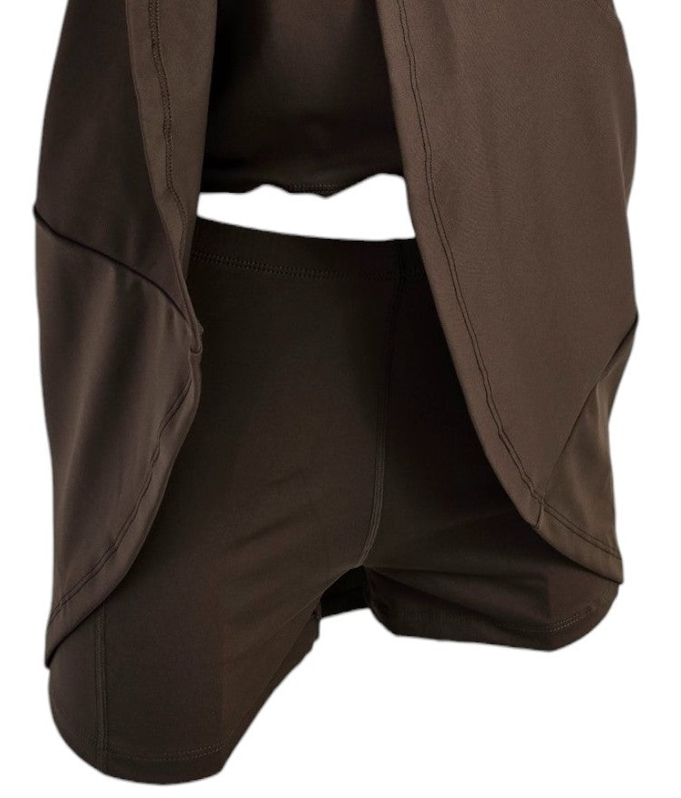 Completo con pantaloncini