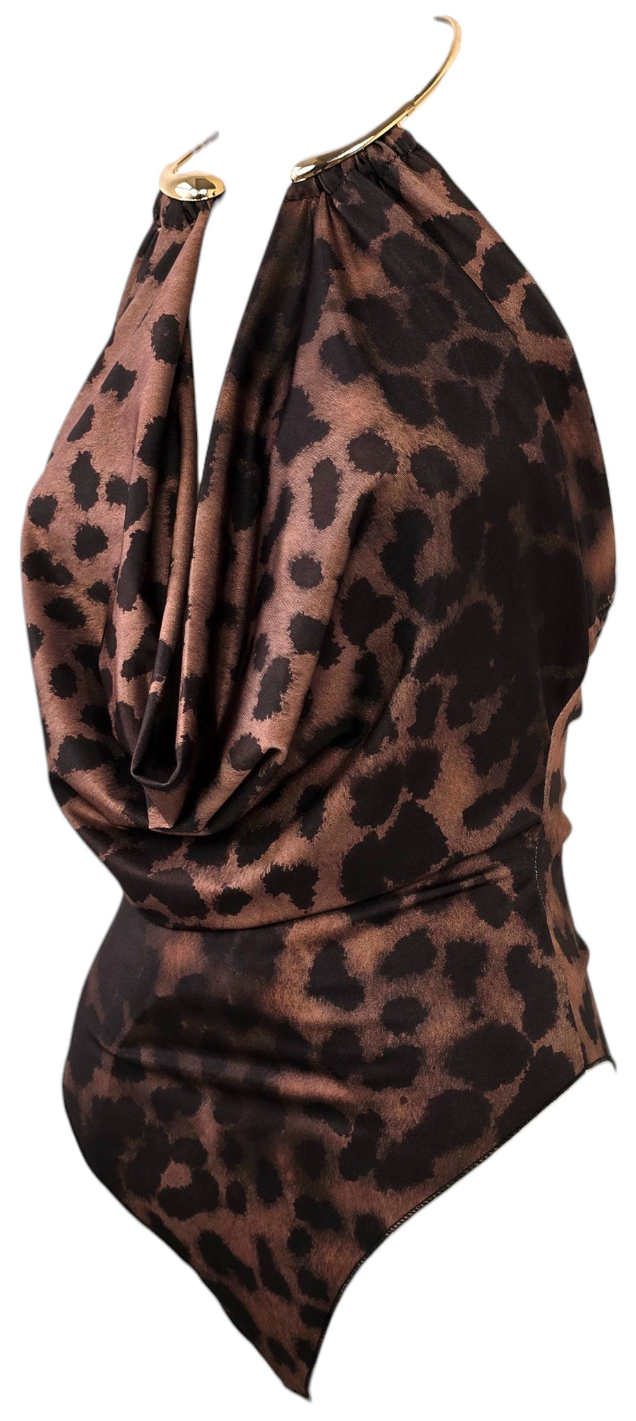 Top con collana