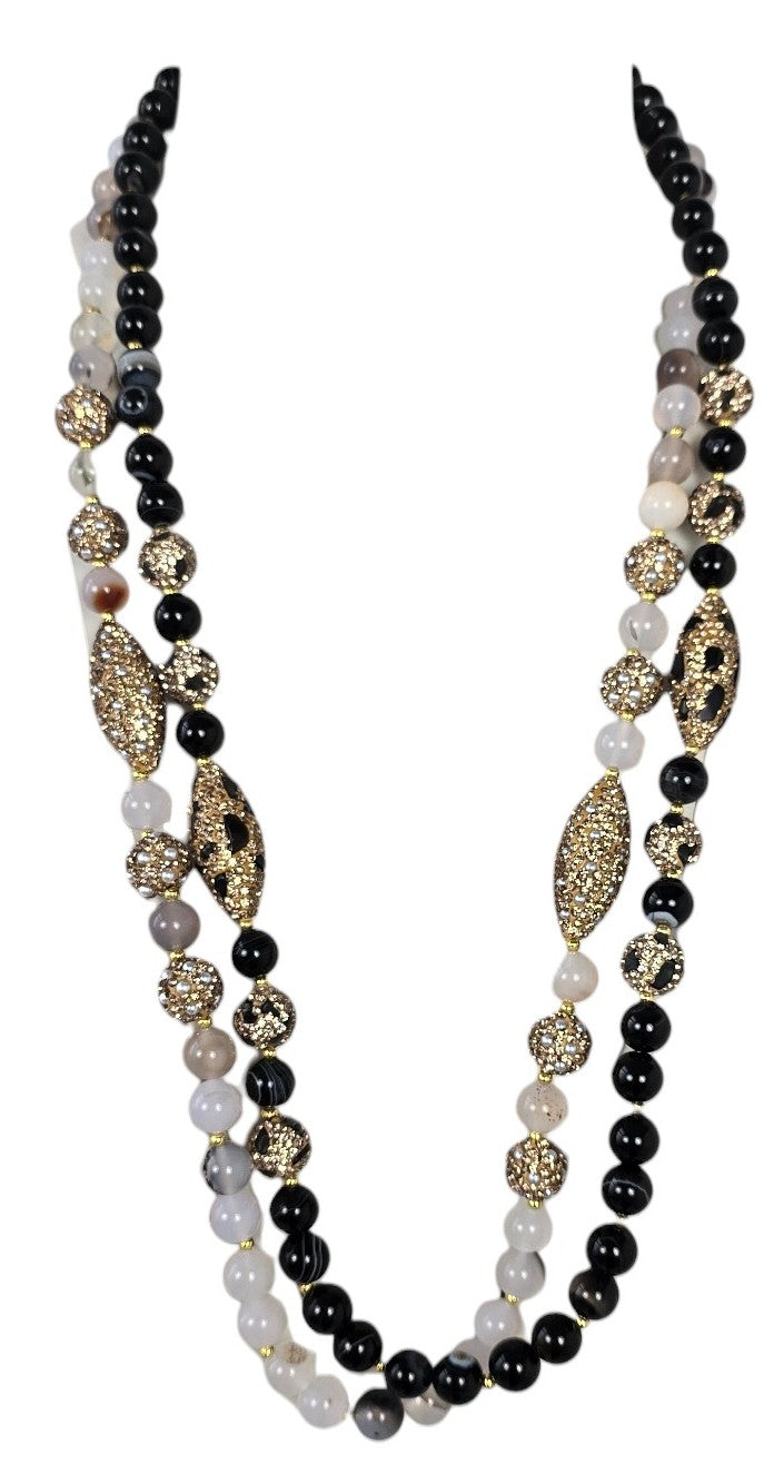 Collana con pietre
