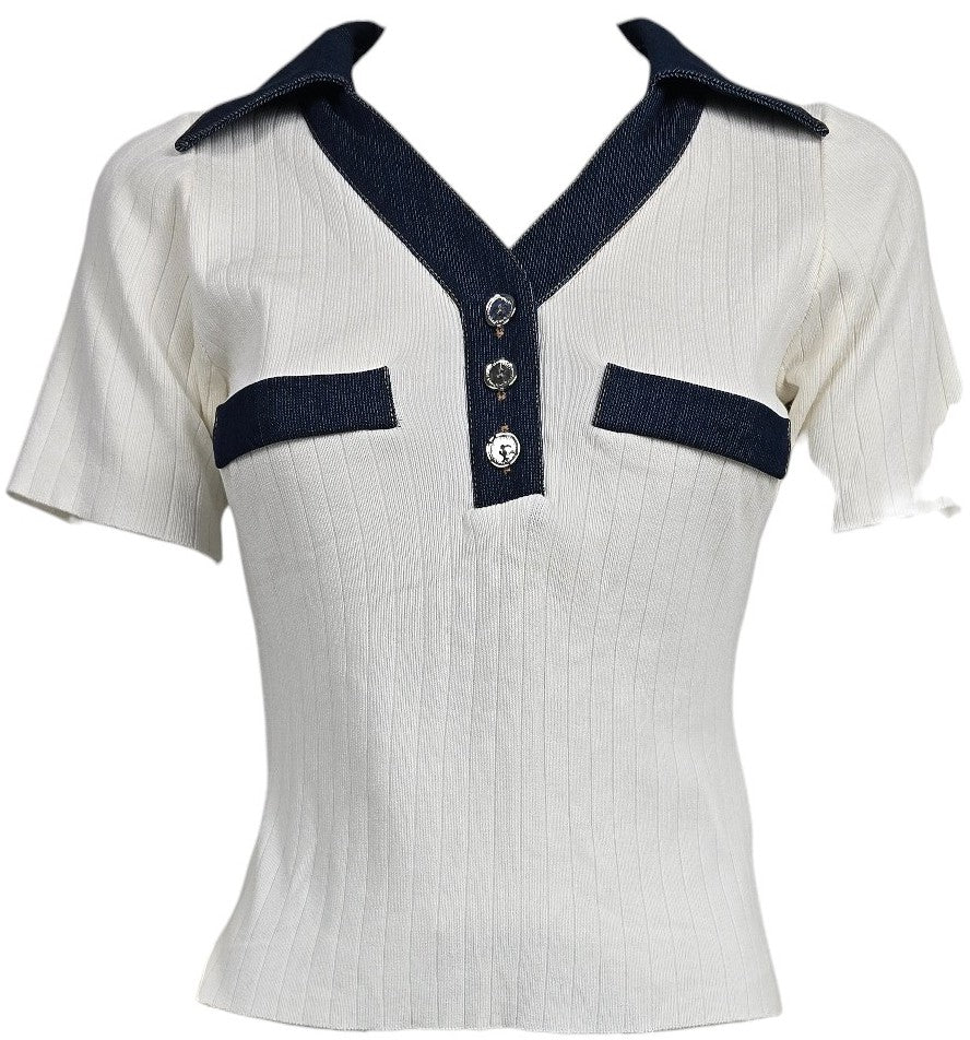 Maglia con jeans