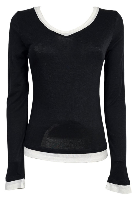 Maglia con scollo a V.