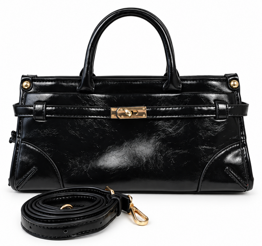 Borsa nera con dettagli oro