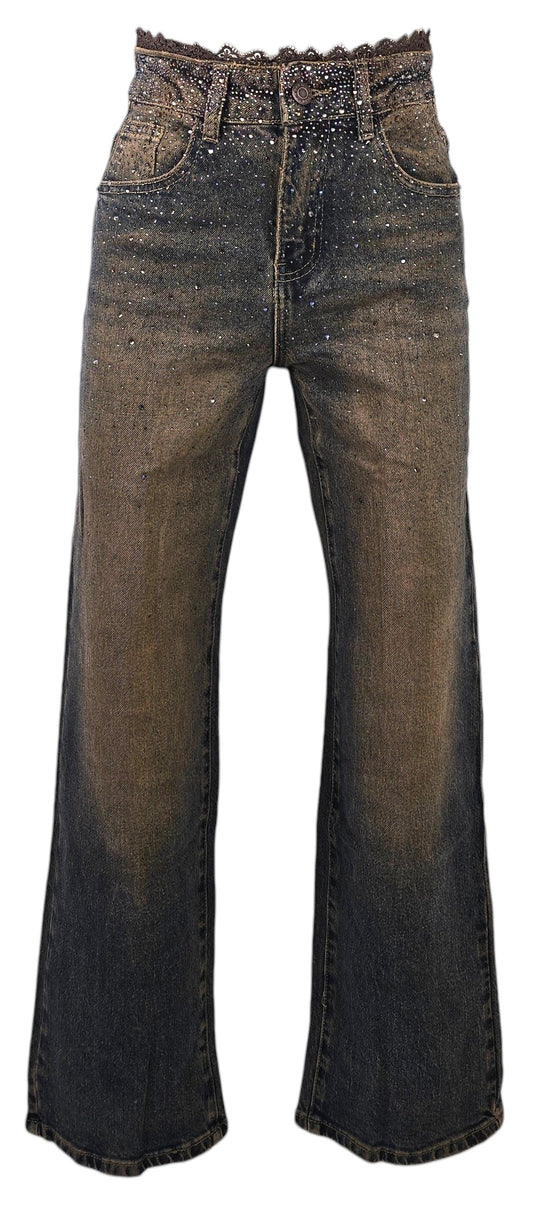 Jeans lavaggio vintage con strass e dettaglio in pizzo
