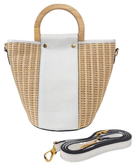 Borsa in rafia con manico in legno