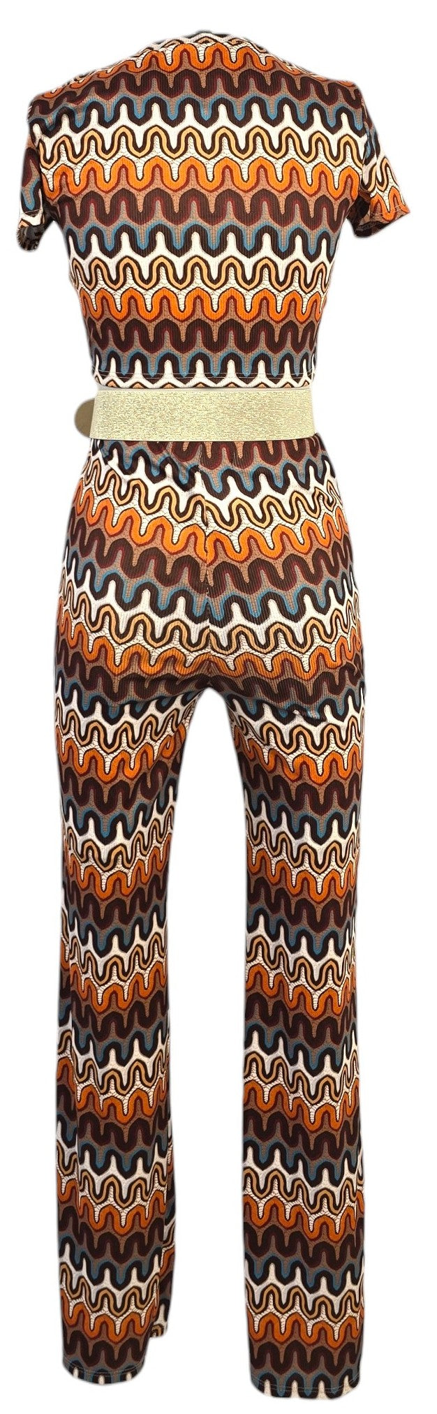 Completo con pantalone e t-shirt
