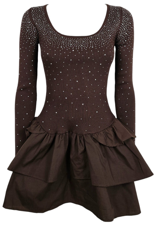 Abito con strass e volant