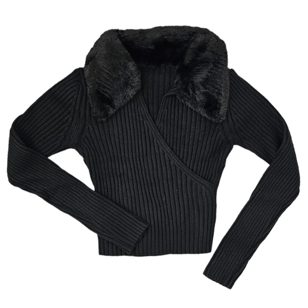 Ribbed sweater with eco fur