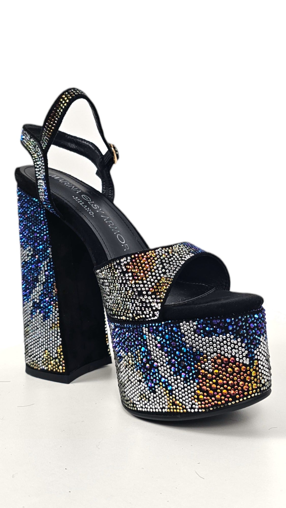 Sandalo con plateau tacco largo e strass